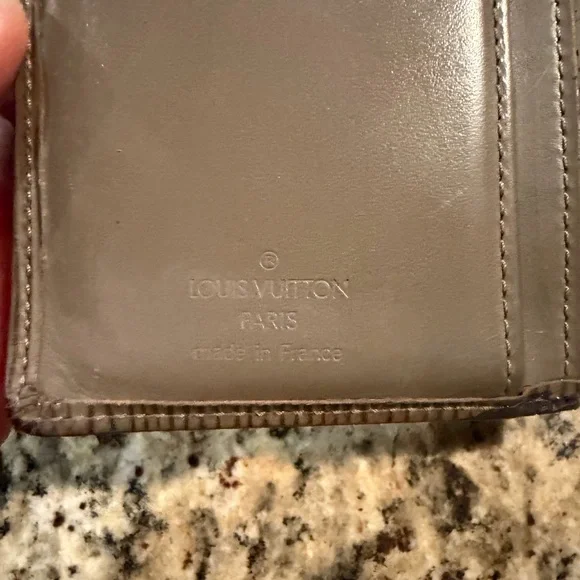 Refinished Louis Vuitton kiss lock wallet - Picture 4 of 6